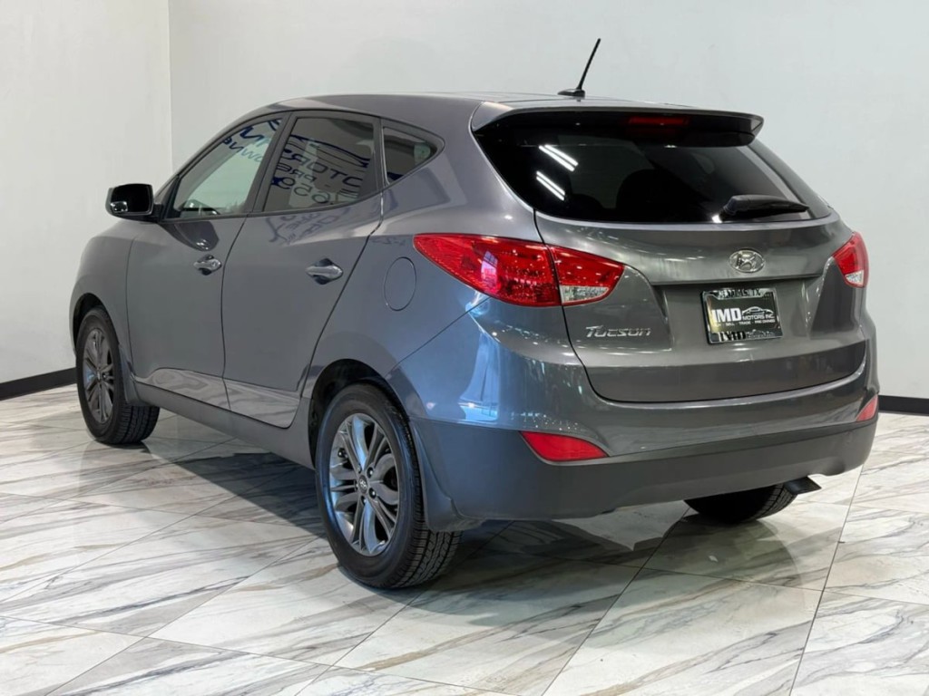 2015 Hyundai Tucson Image 8