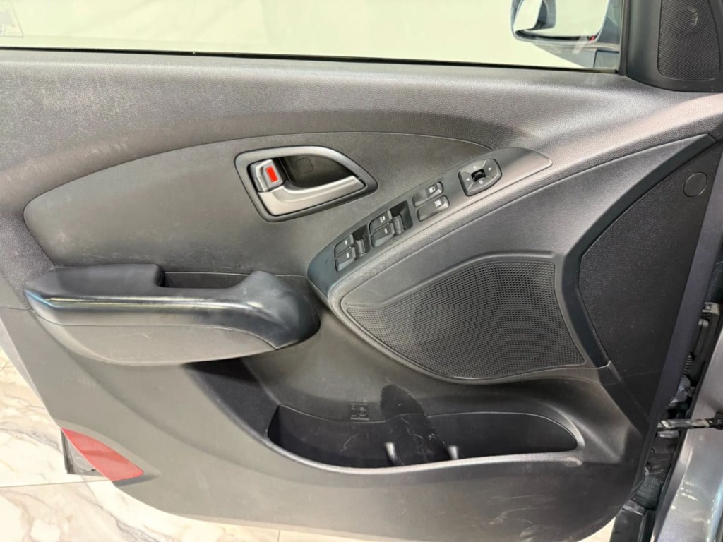 2015 Hyundai Tucson Image 10