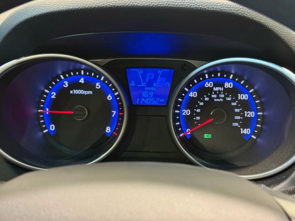 2015 Hyundai Tucson Image 16