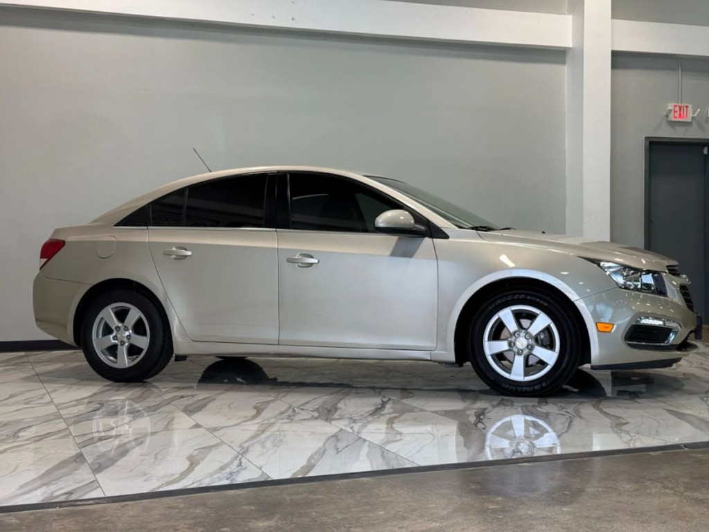 2016 Chevrolet Cruze Image 5