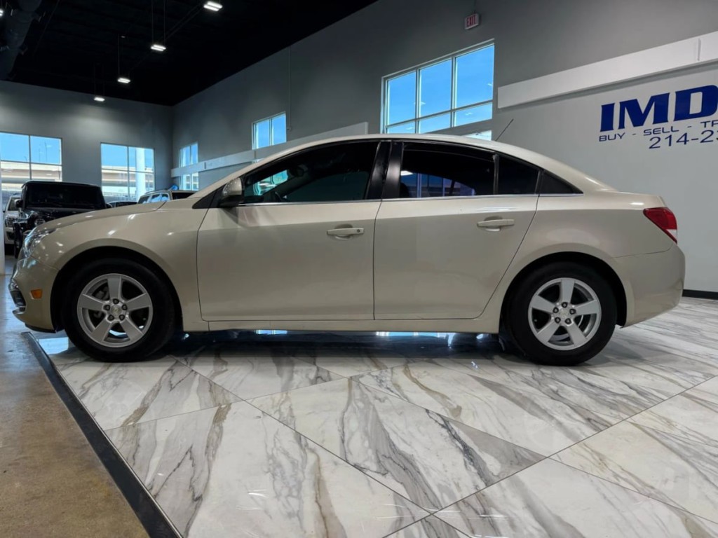 2016 Chevrolet Cruze Image 9