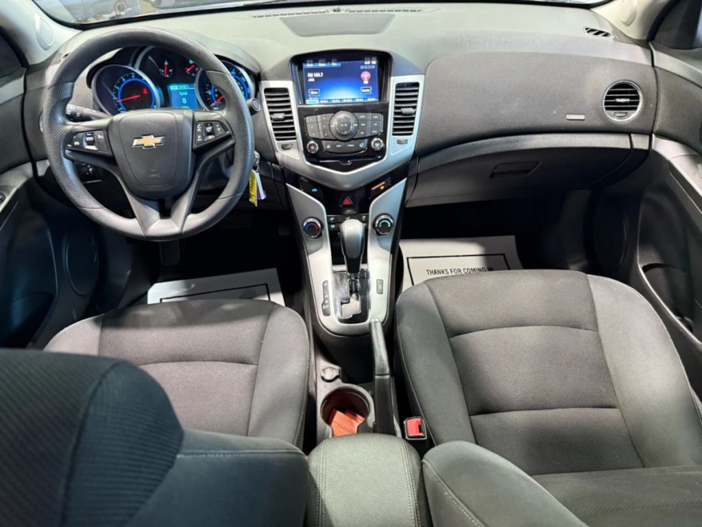 2016 Chevrolet Cruze Image 13