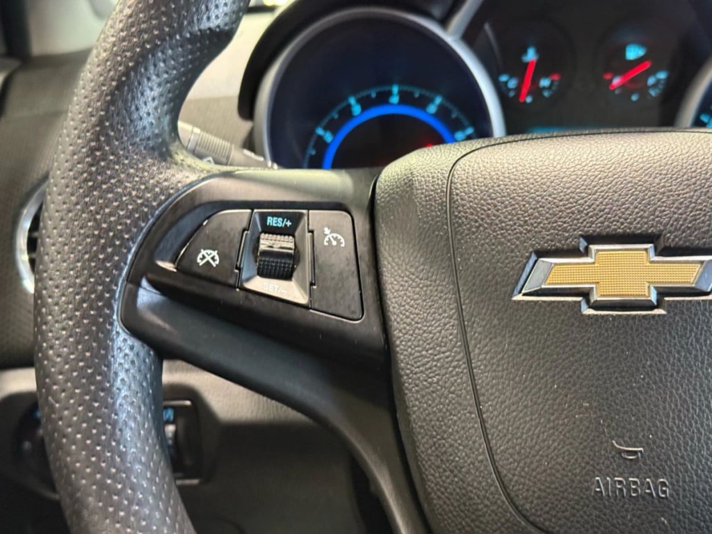 2016 Chevrolet Cruze Image 15