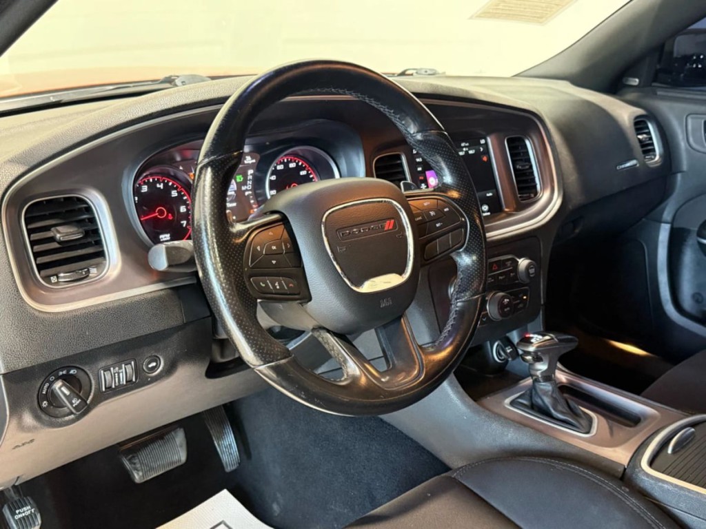 2022 Dodge Charger Image 12