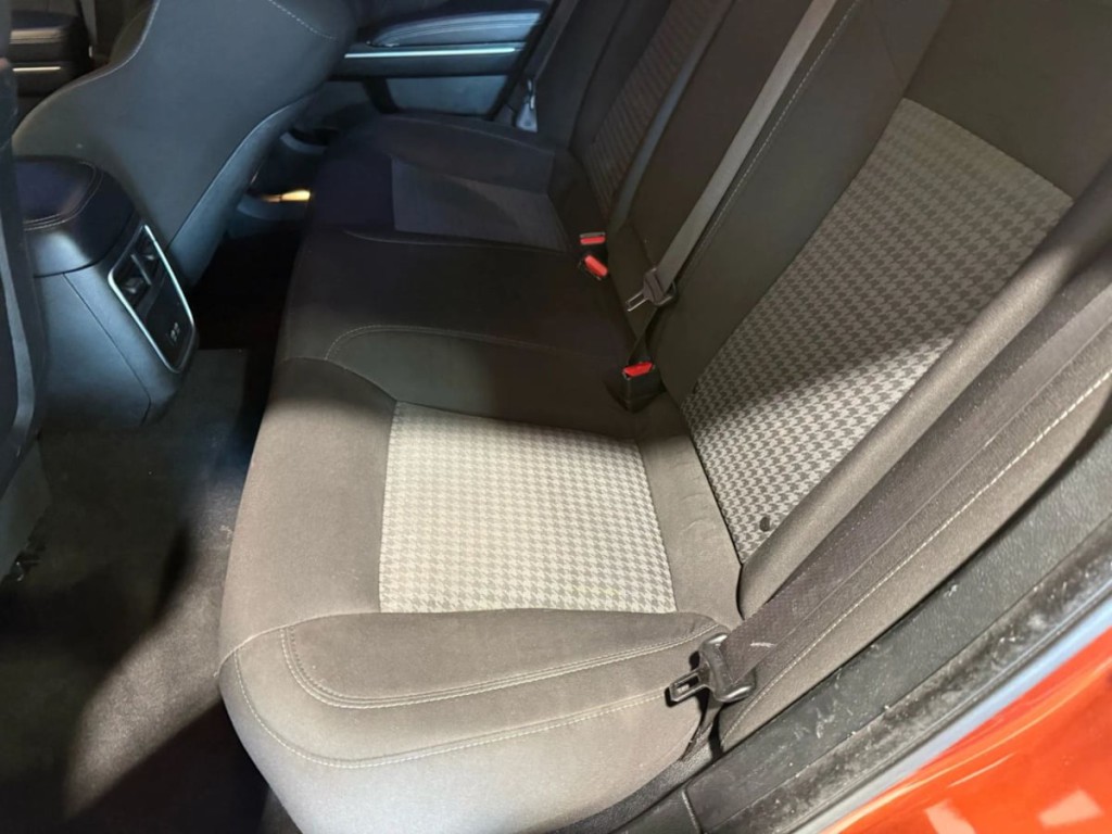 2022 Dodge Charger Image 25