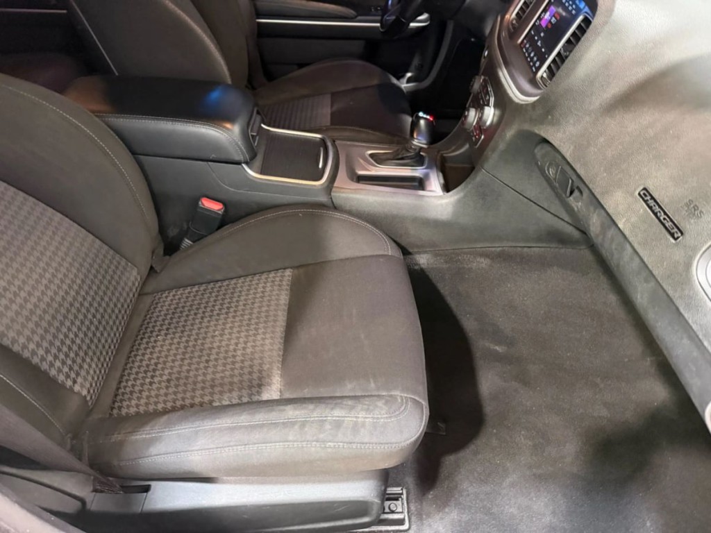 2022 Dodge Charger Image 27