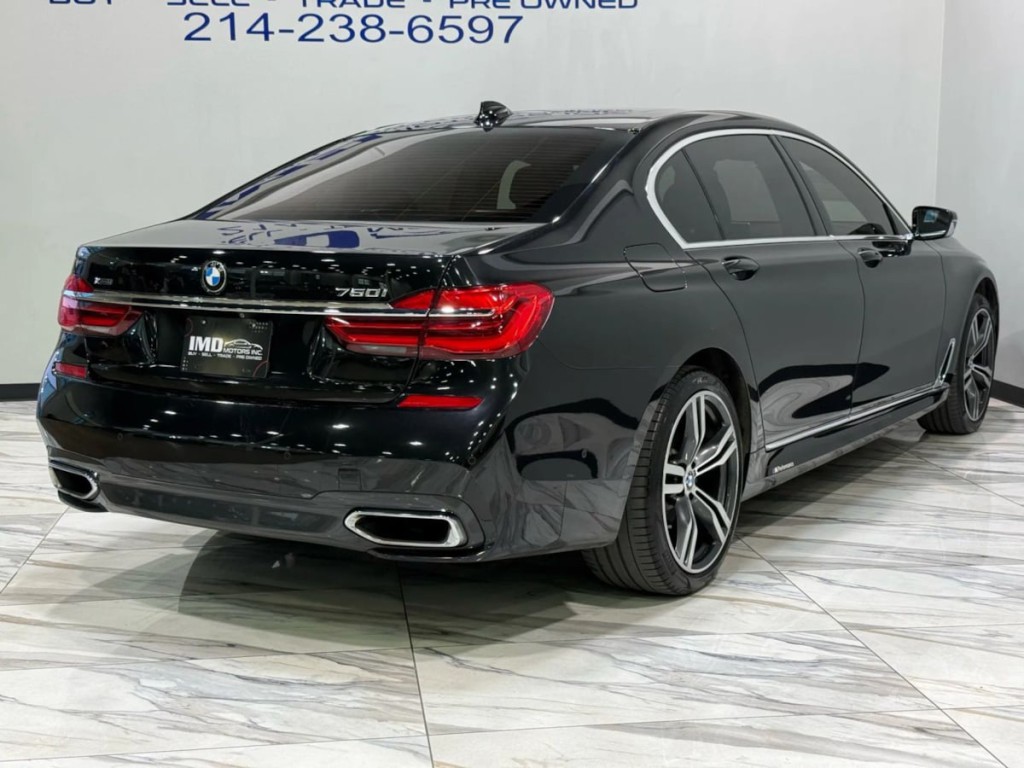 2017 BMW 7 Series Image 6