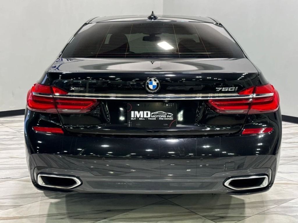 2017 BMW 7 Series Image 7