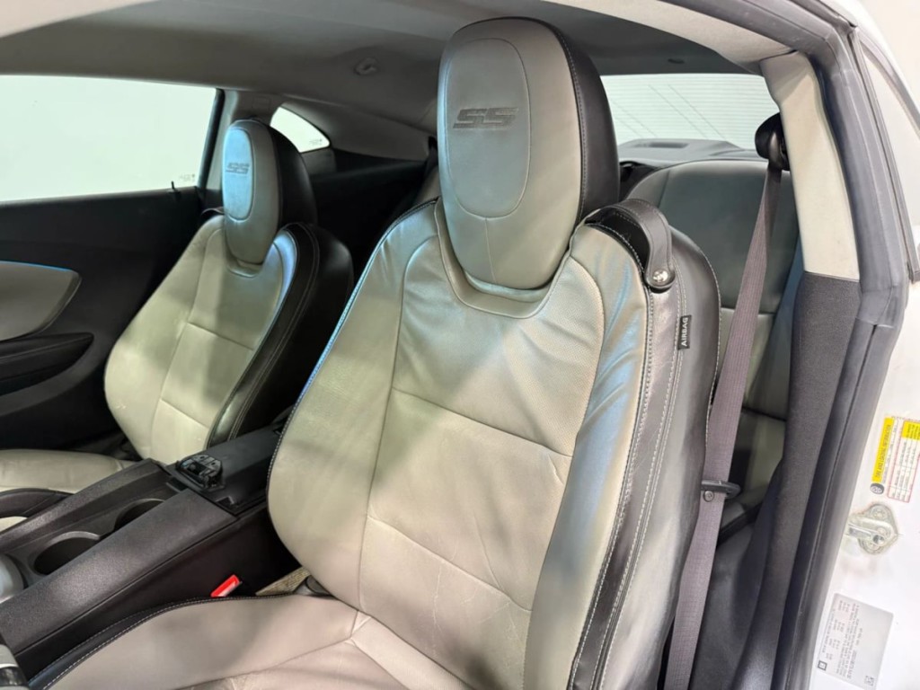 2011 Chevrolet Camaro Image 22