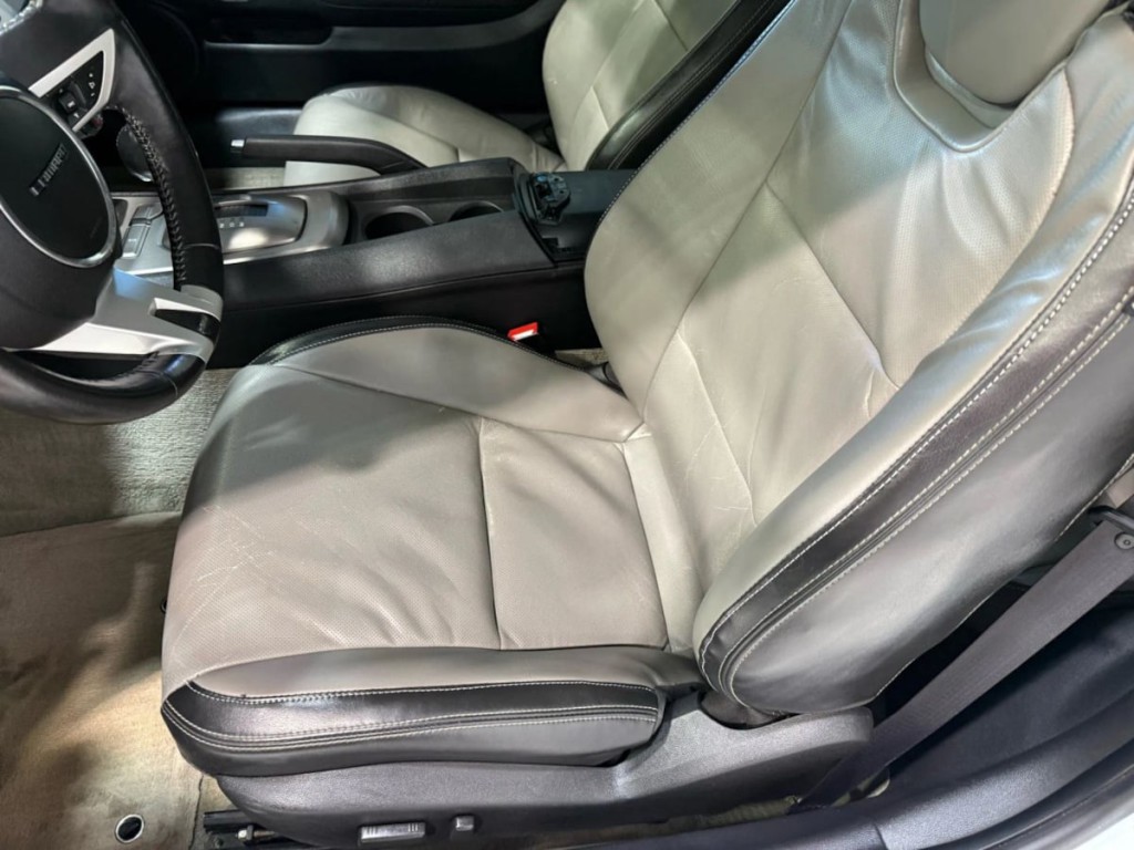 2011 Chevrolet Camaro Image 23