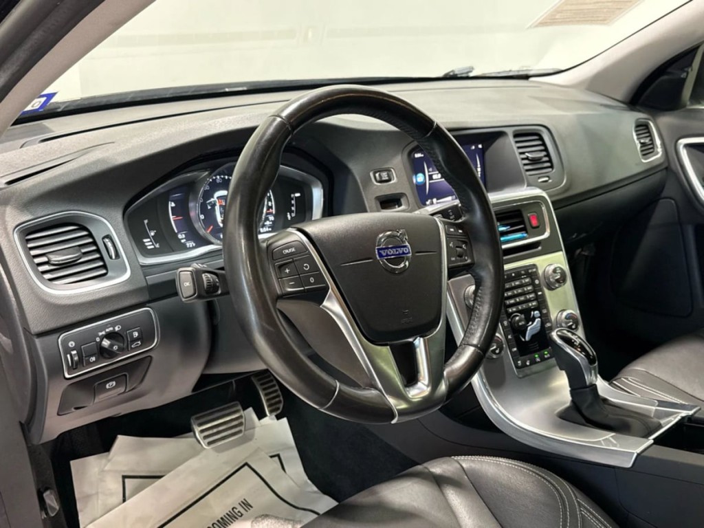 2018 Volvo S60 Image 13