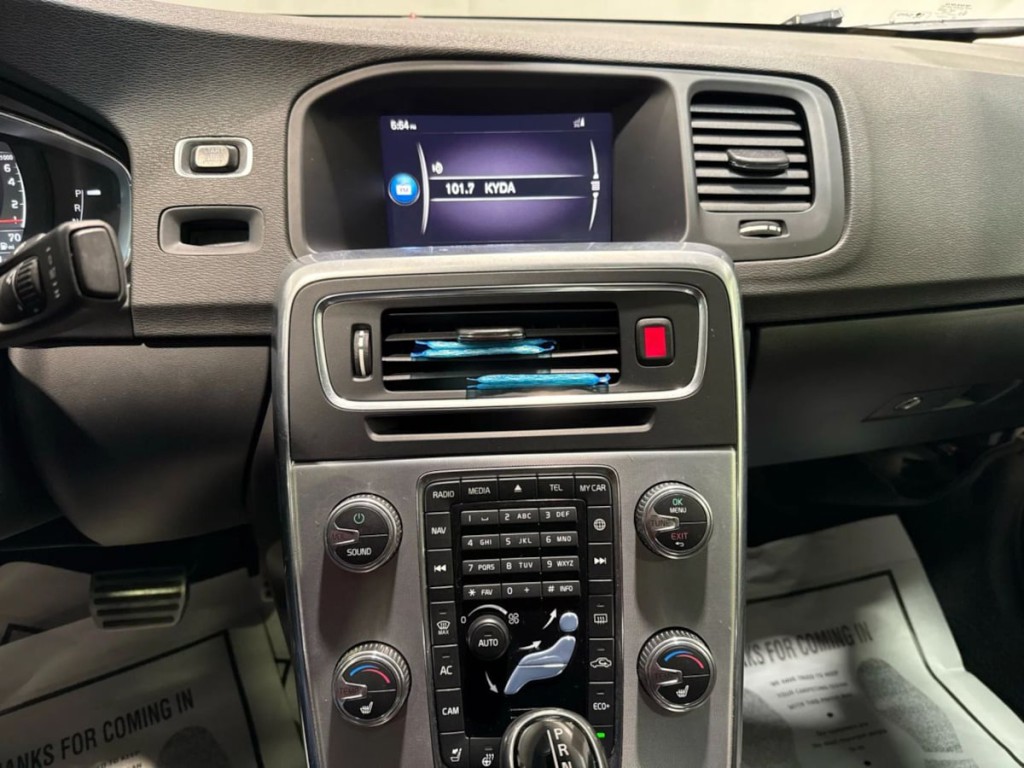 2018 Volvo S60 Image 19