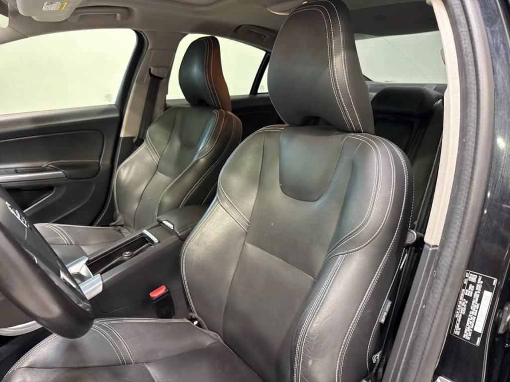 2018 Volvo S60 Image 22