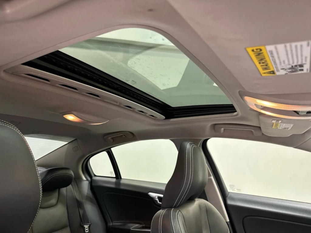 2018 Volvo S60 Image 28