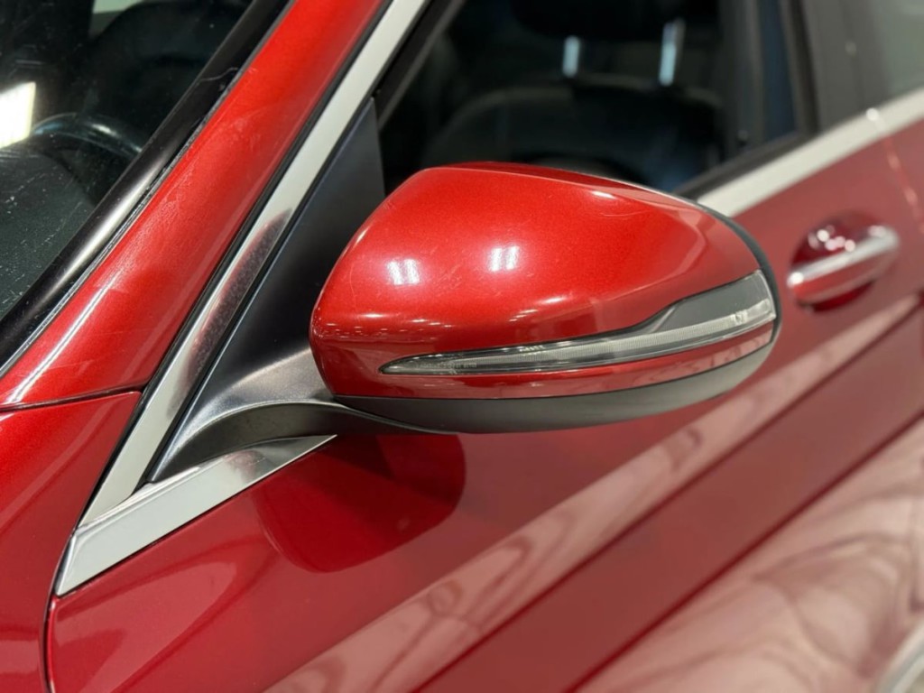 2018 Mercedes-Benz C-Class Image 10