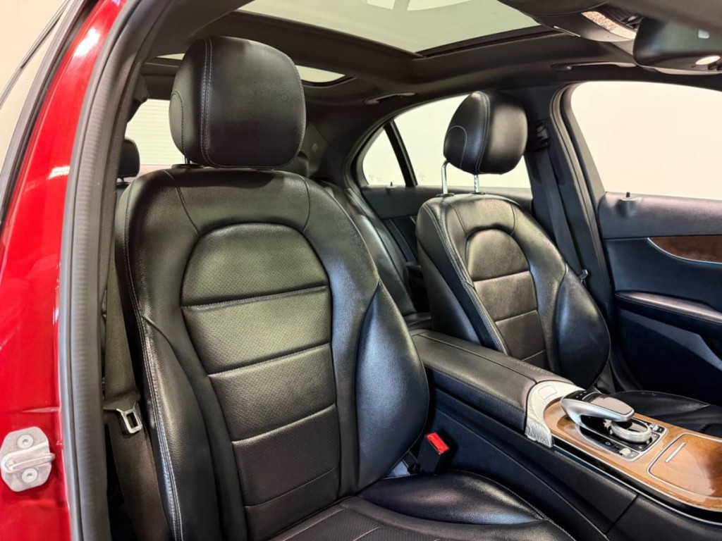 2018 Mercedes-Benz C-Class Image 26