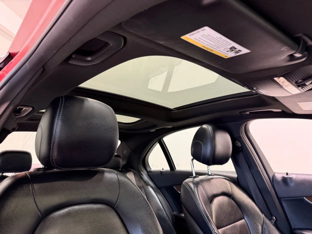 2018 Mercedes-Benz C-Class Image 28