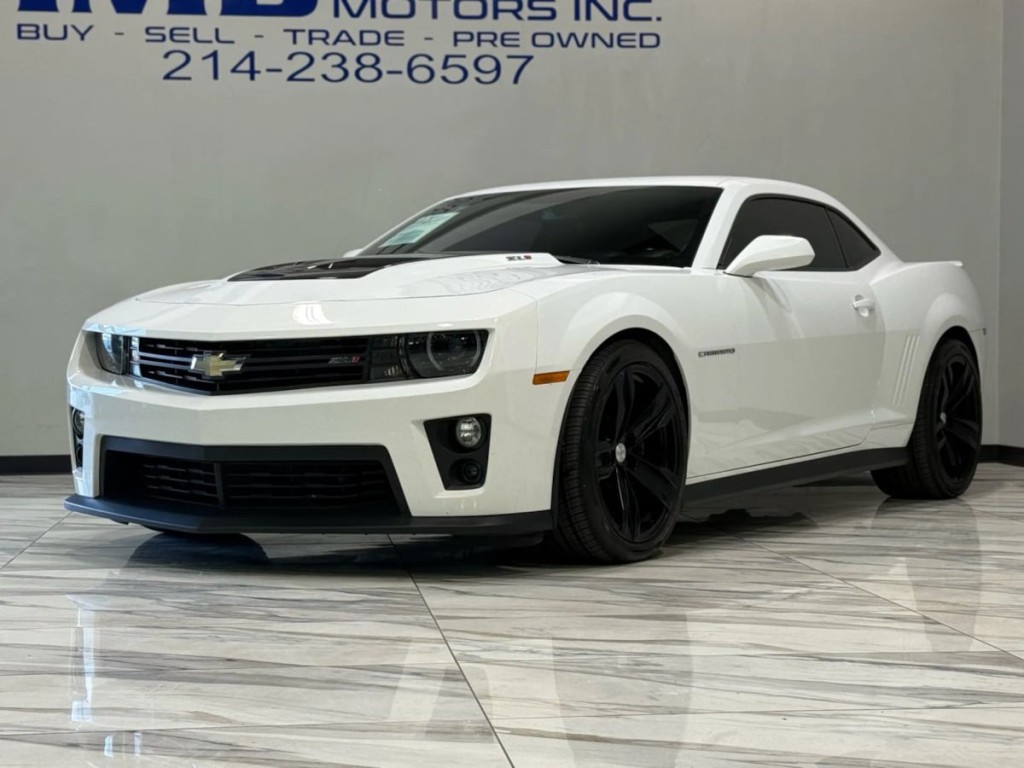 2013 Chevrolet Camaro Image 2