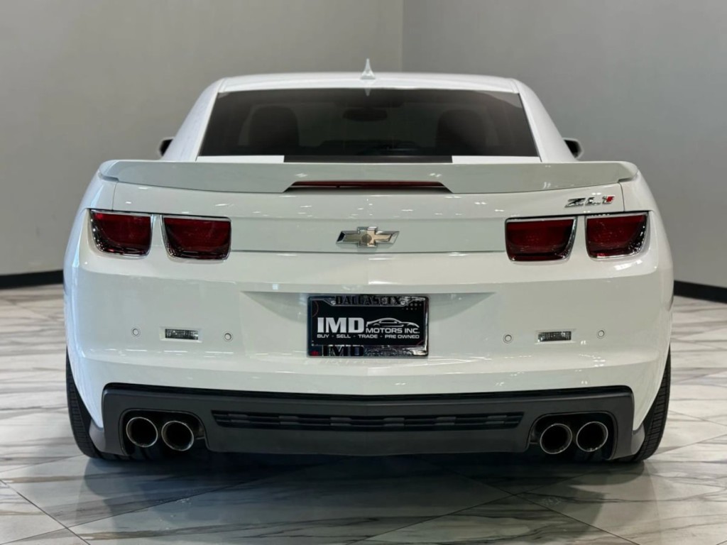 2013 Chevrolet Camaro Image 8