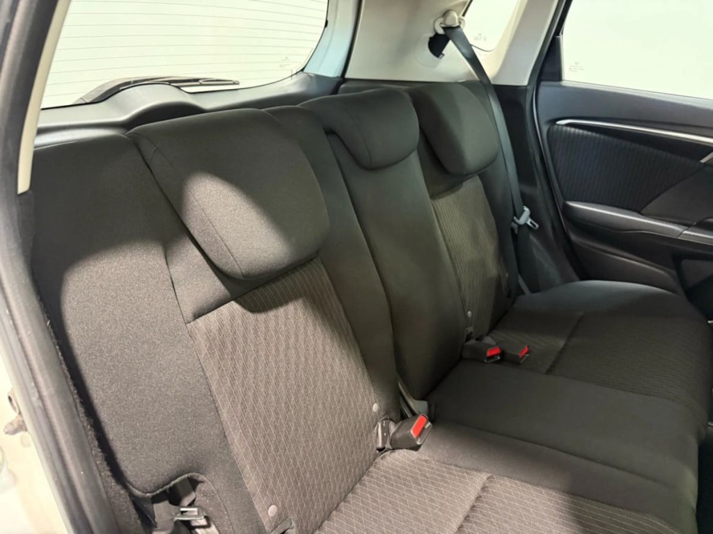 2020 Honda Fit Image 16