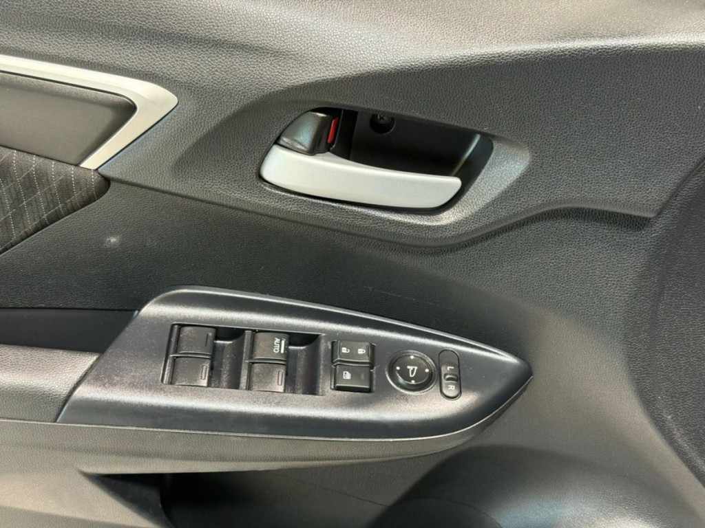 2020 Honda Fit Image 19