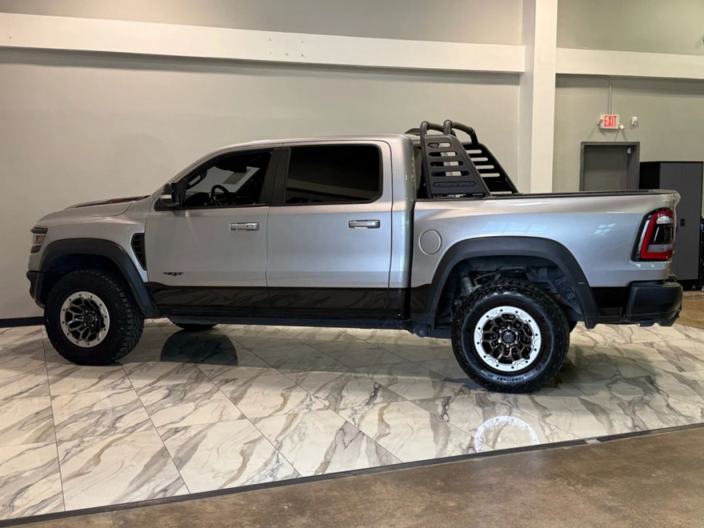 2021 RAM 1500 Image 8