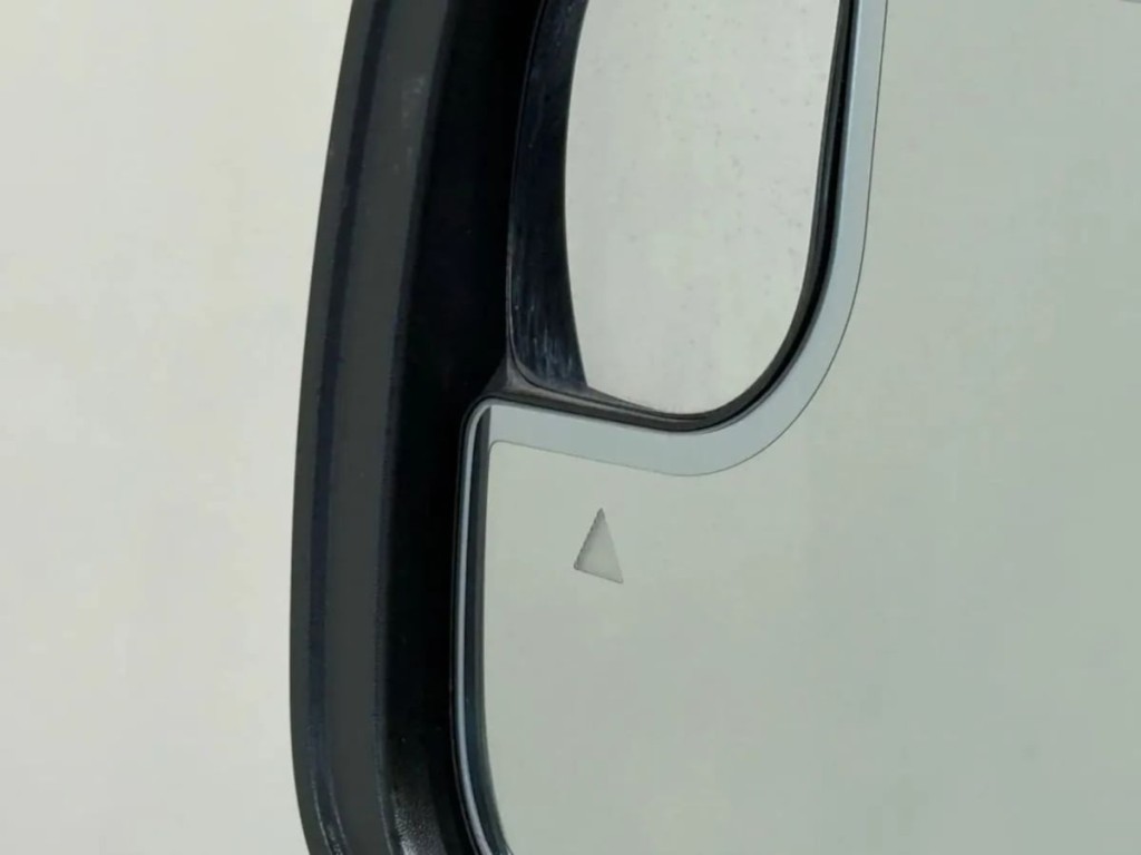 2021 RAM 1500 Image 9