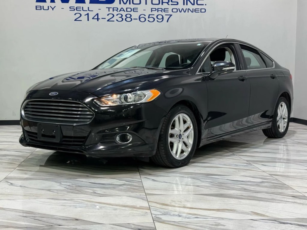 2015 Ford Fusion Image 2