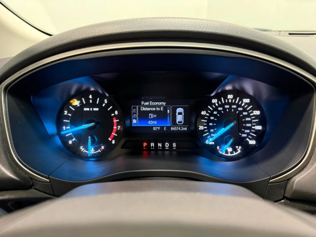 2015 Ford Fusion Image 16