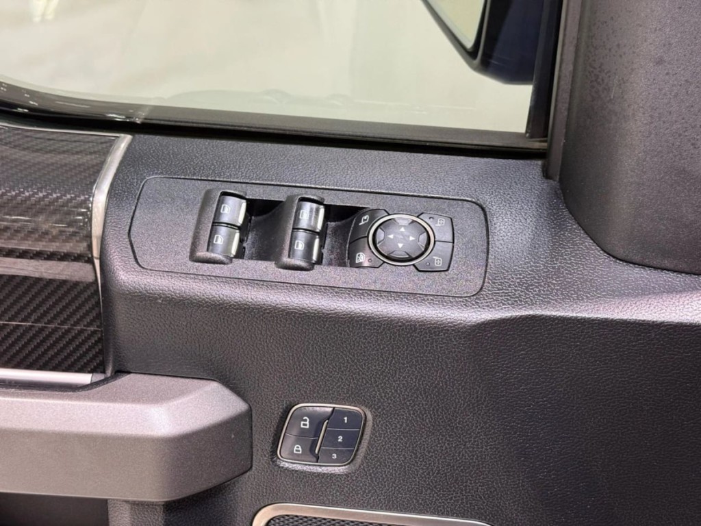 2018 Ford F-150 Image 13