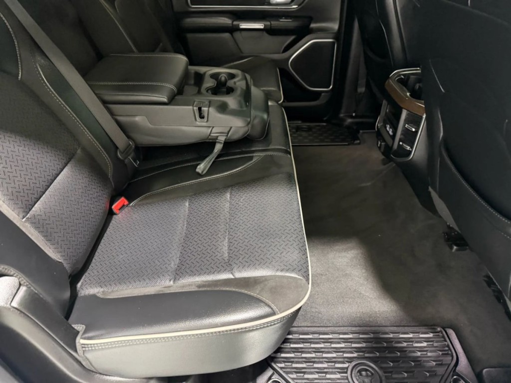 2022 RAM 1500 Image 24