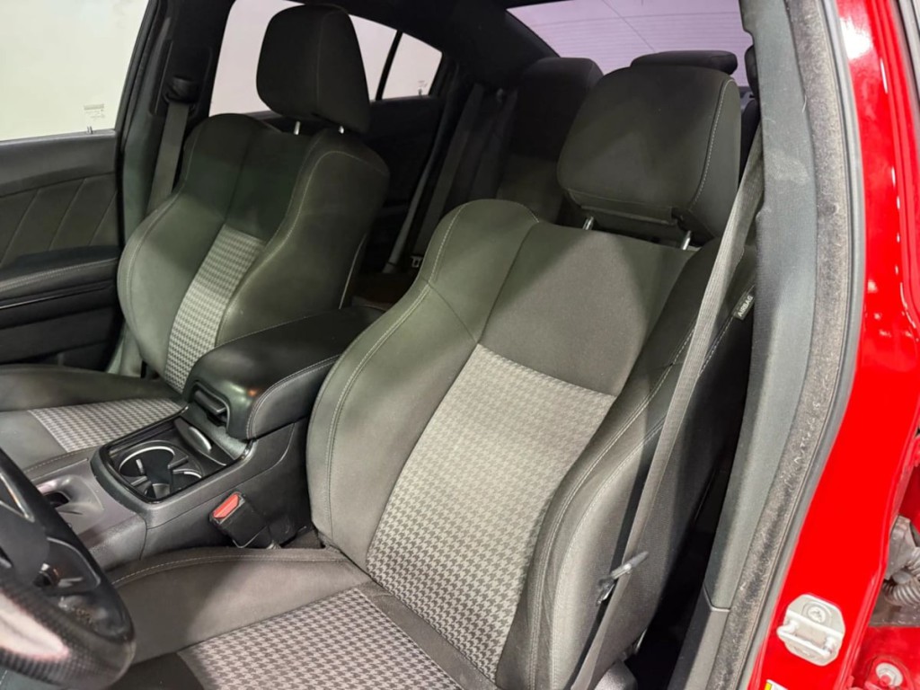 2020 Dodge Charger Image 19