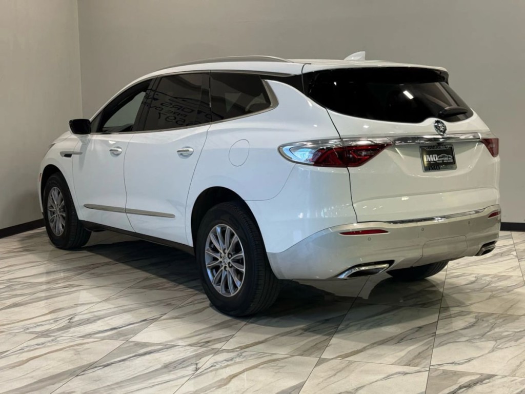 2023 Buick Enclave Image 8