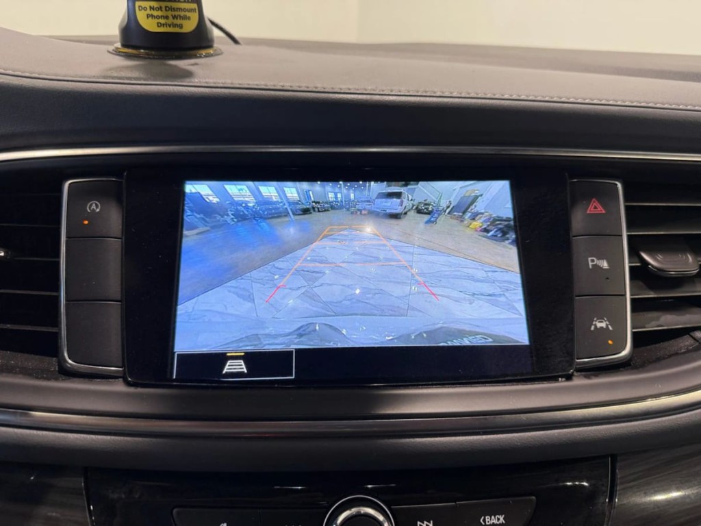 2023 Buick Enclave Image 19