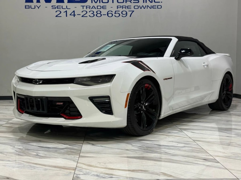 2018 Chevrolet Camaro Image 2