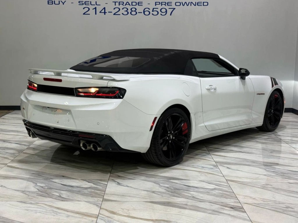 2018 Chevrolet Camaro Image 6