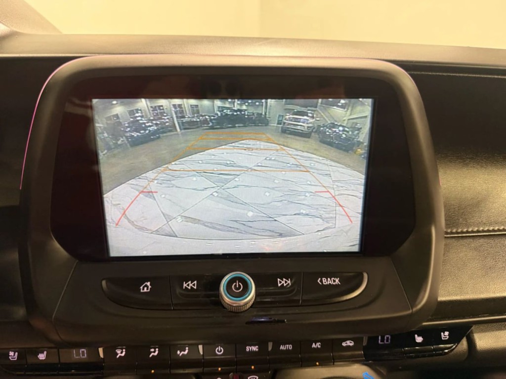 2018 Chevrolet Camaro Image 21