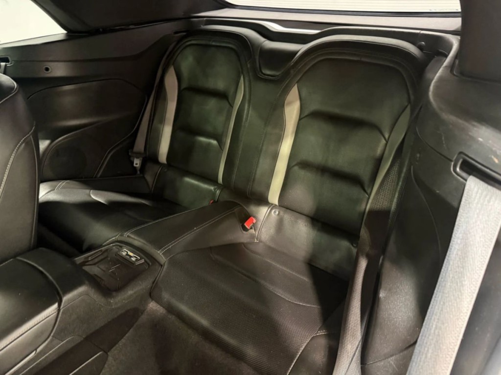 2018 Chevrolet Camaro Image 24