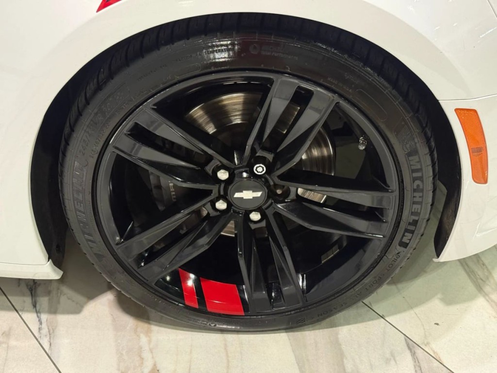 2018 Chevrolet Camaro Image 28