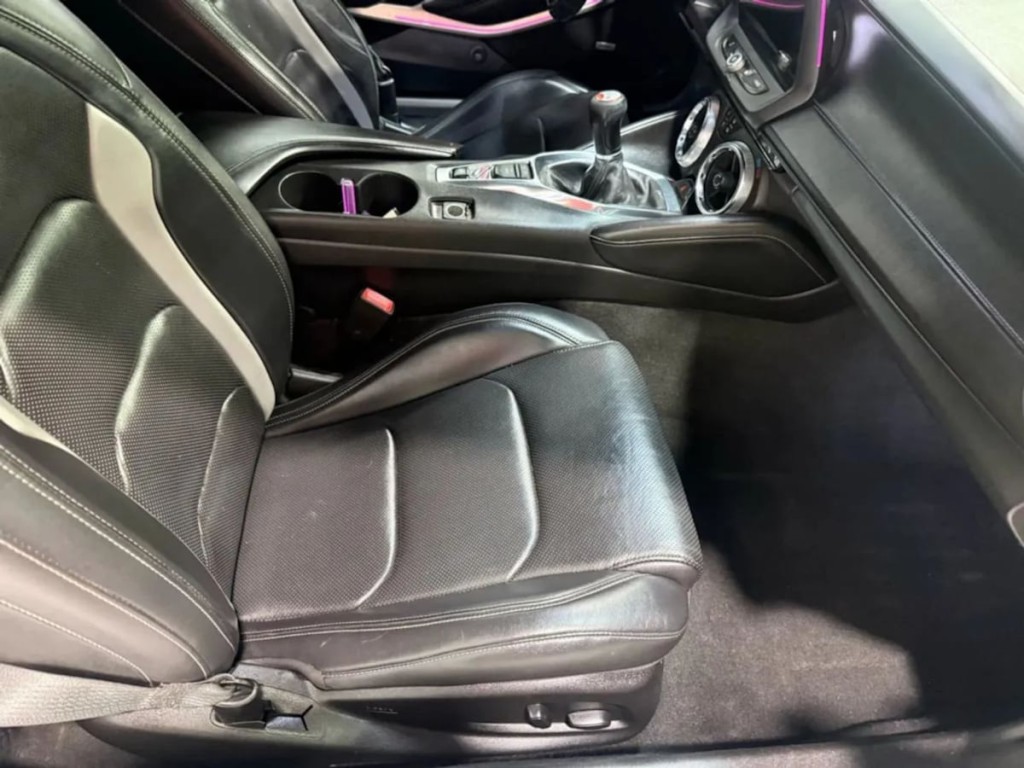 2018 Chevrolet Camaro Image 26