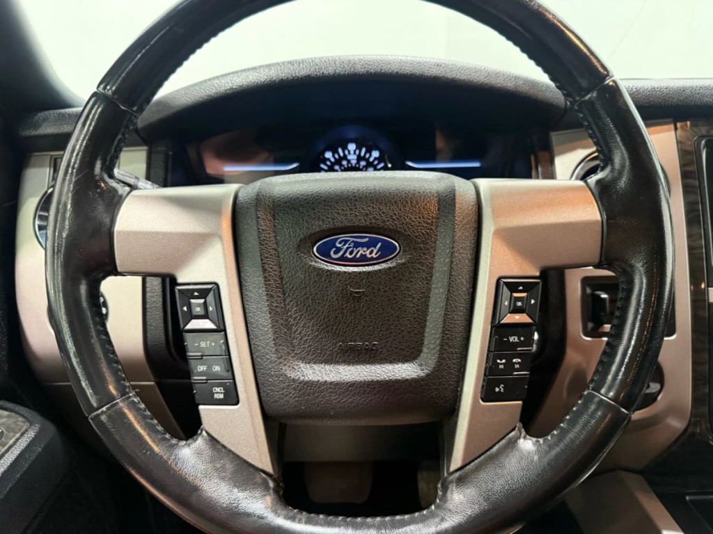 2017 Ford Expedition Image 13