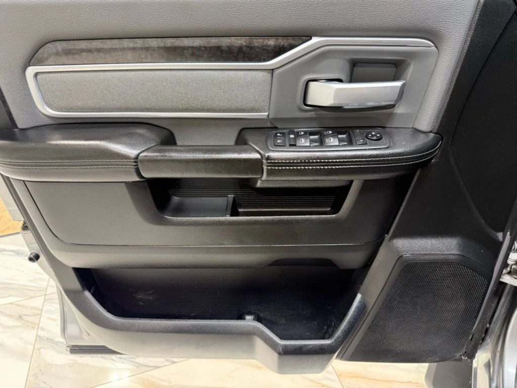 2020 RAM 2500 Image 11