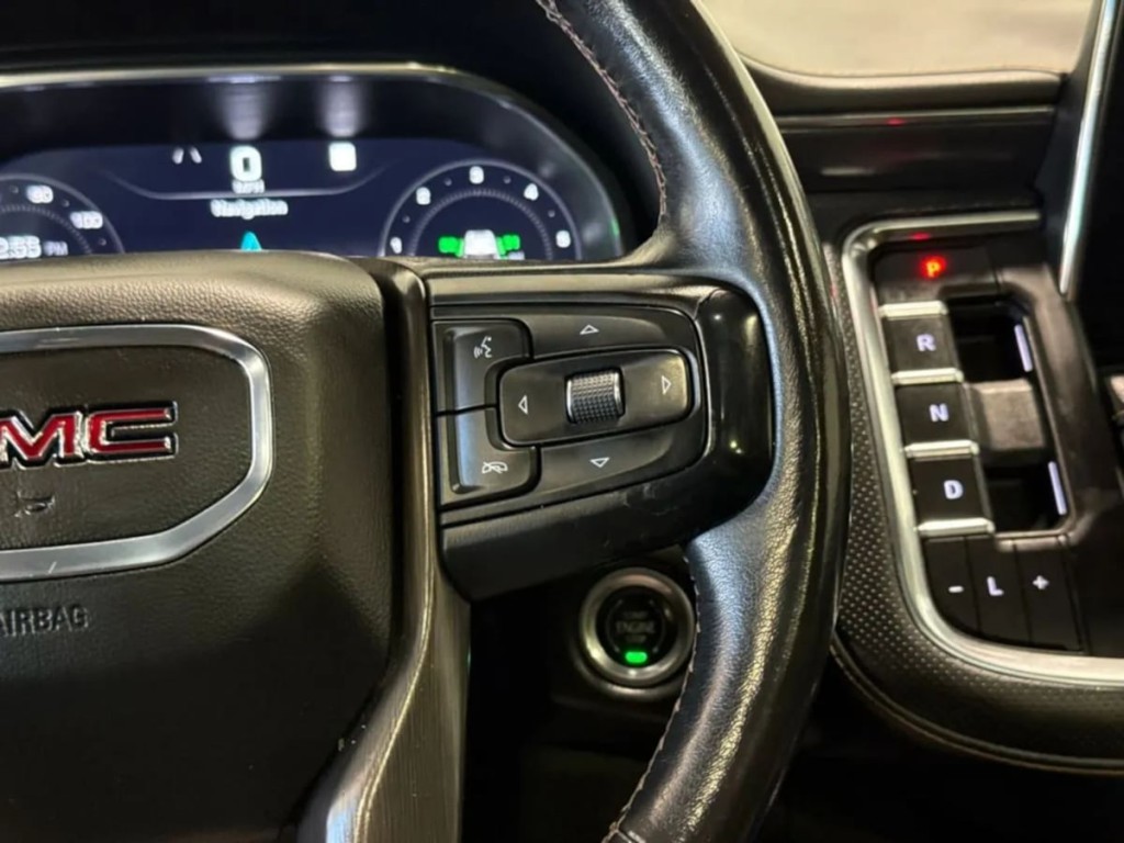2022 GMC Yukon Image 18