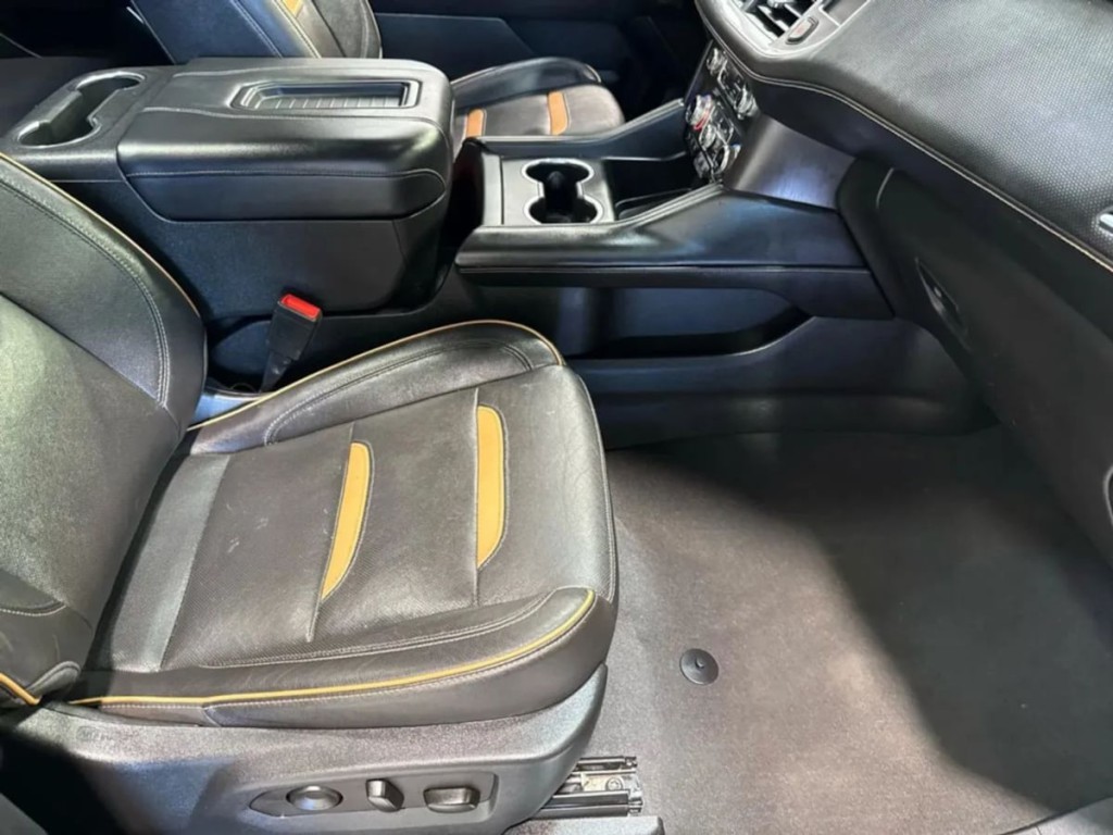 2022 GMC Yukon Image 30