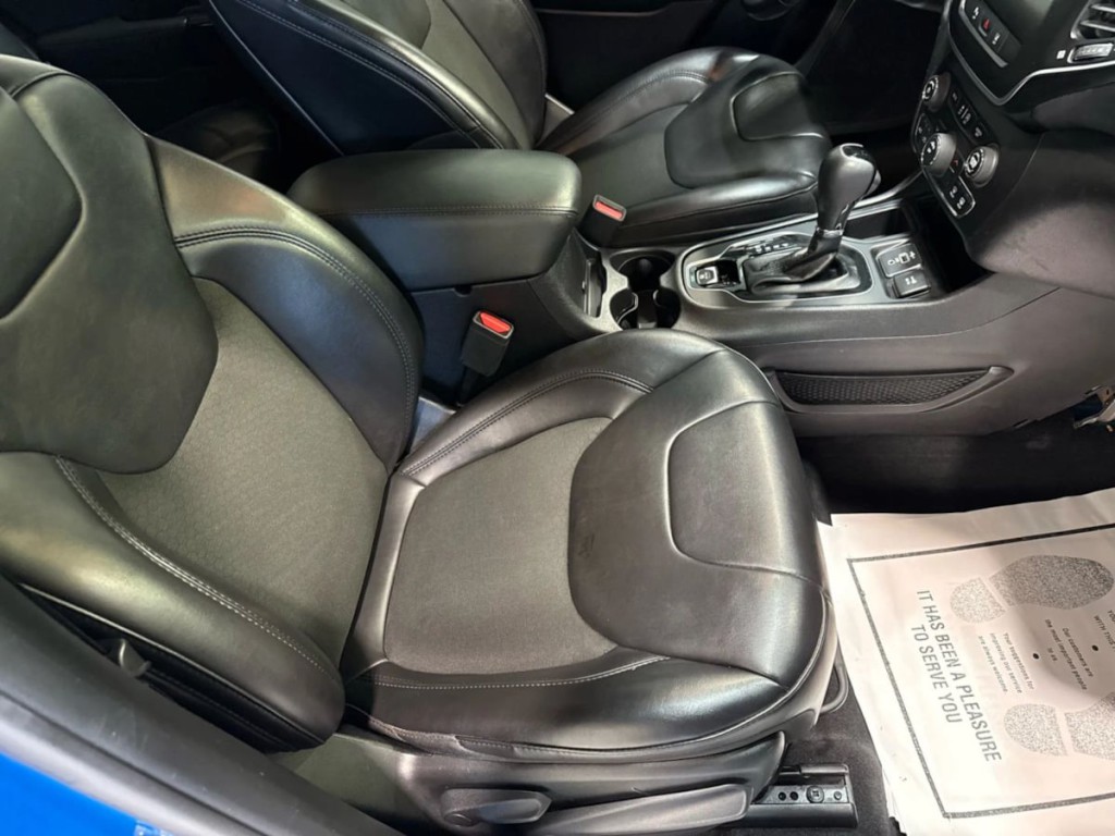 2021 Jeep Cherokee Image 28