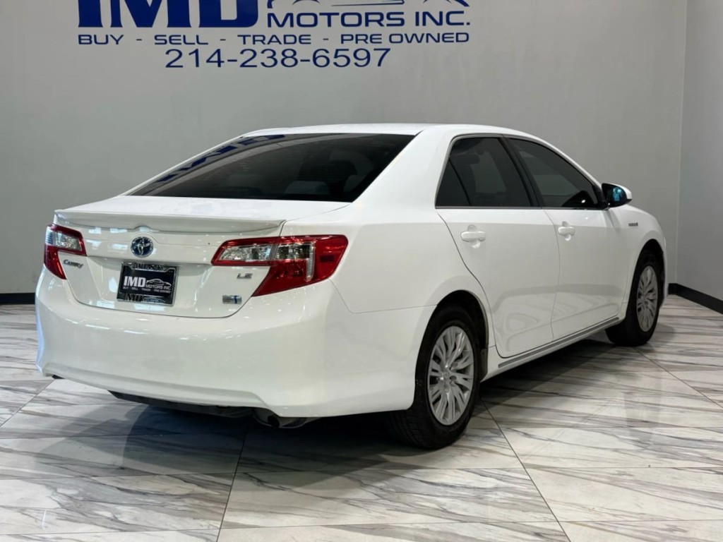 2013 Toyota Camry Image 5