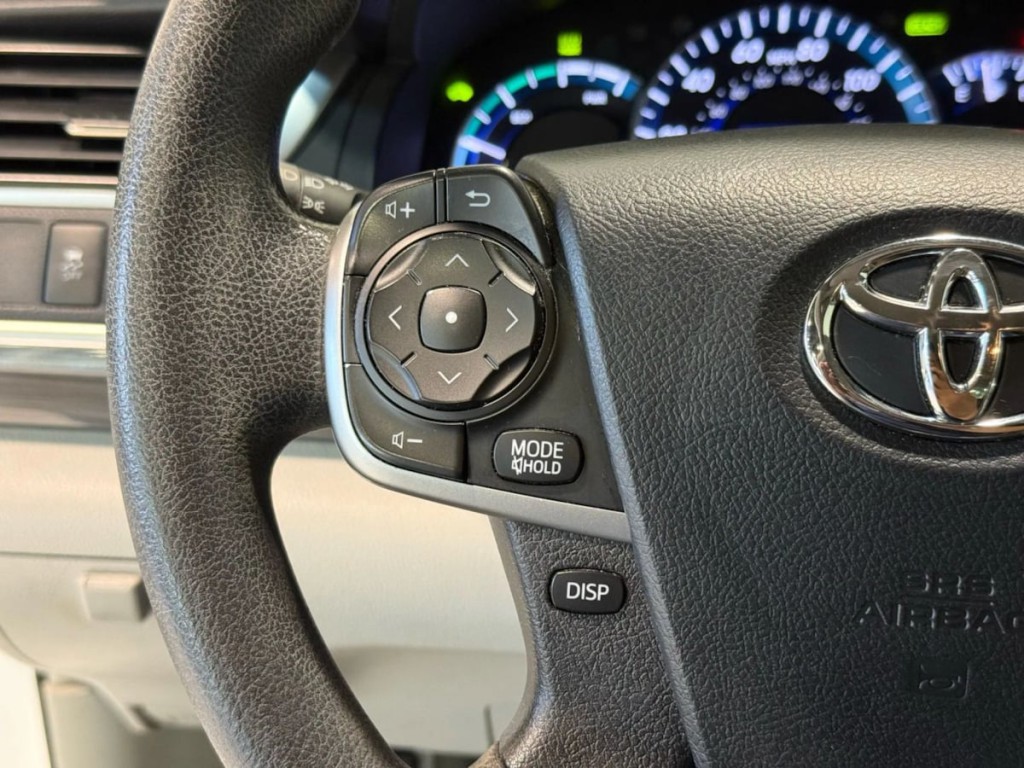 2013 Toyota Camry Image 10