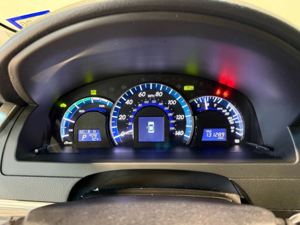 2013 Toyota Camry Image 12