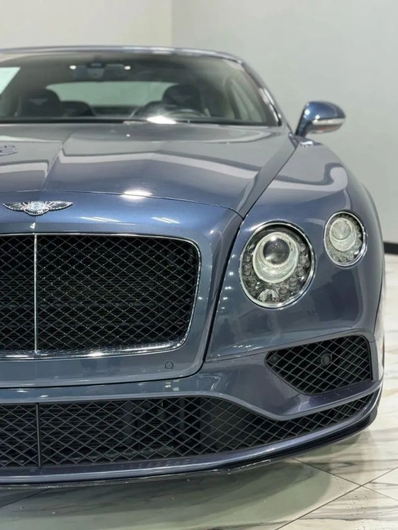 2017 Bentley Continental Image 4