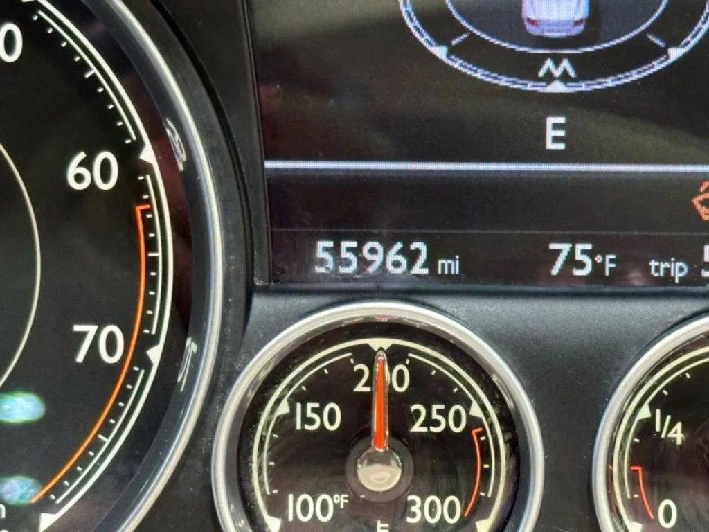 2017 Bentley Continental Image 23